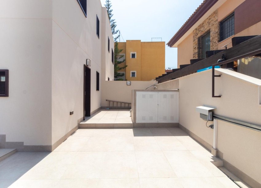 Resale - Villa - Santiago de la Ribera - Playa de santiago de la ribera
