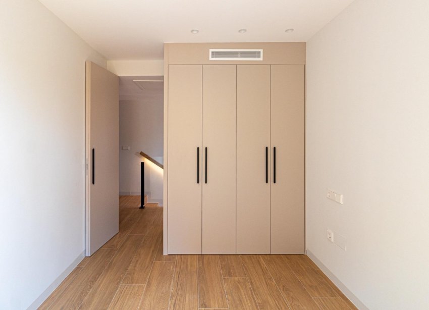 Resale - Villa - Santiago de la Ribera - Playa de santiago de la ribera