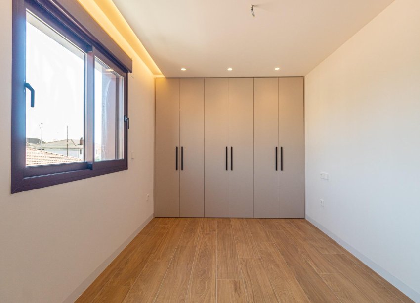 Resale - Villa - Santiago de la Ribera - Playa de santiago de la ribera
