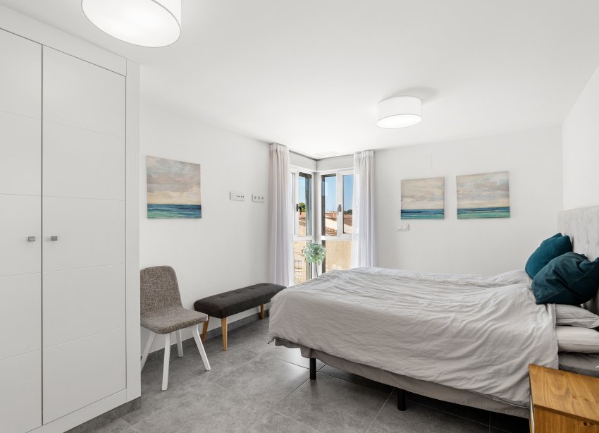 Resale - Villa - Santiago de la Ribera - Zona De La Playa