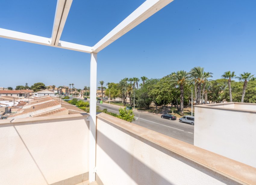 Resale - Villa - Santiago de la Ribera - Zona De La Playa