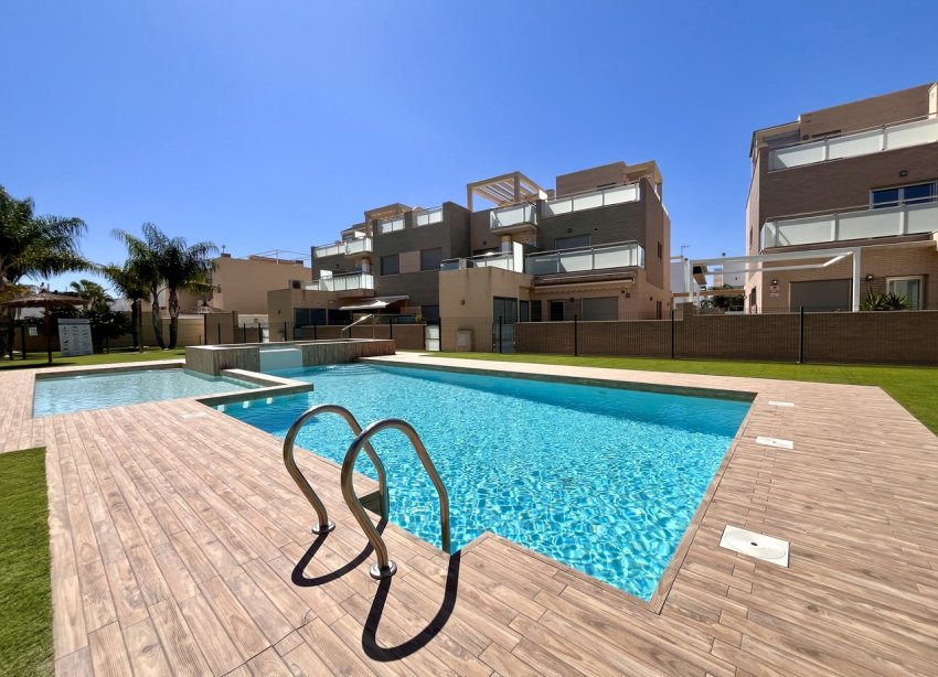 Resale - Villa - Torre de la Horadada