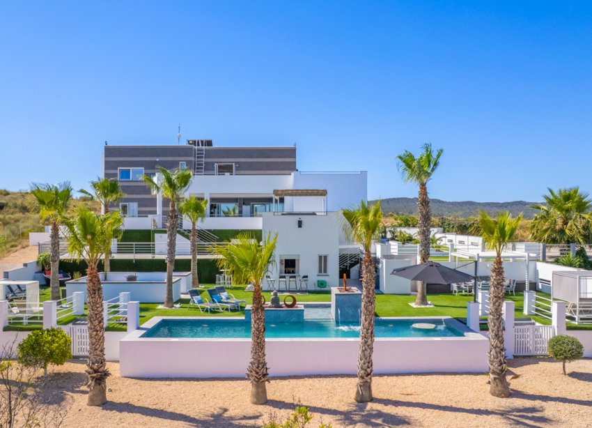 Resale - Villa - Torremendo