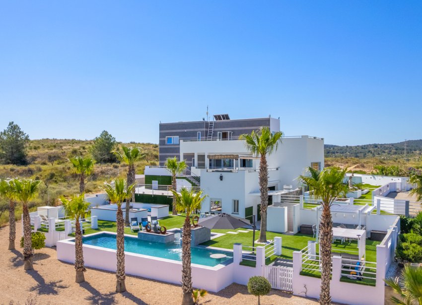 Resale - Villa - Torremendo