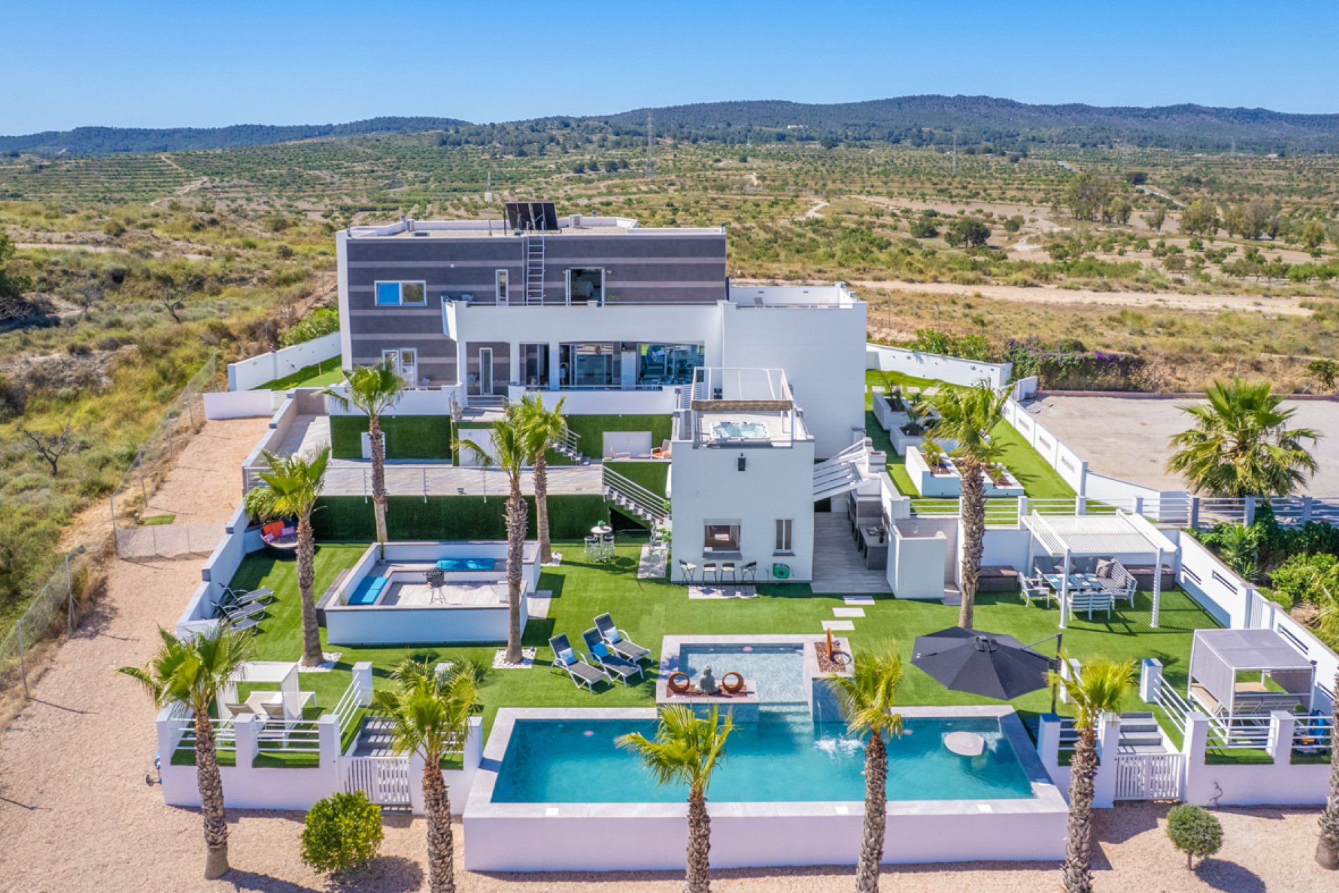 Resale - Villa - Torremendo