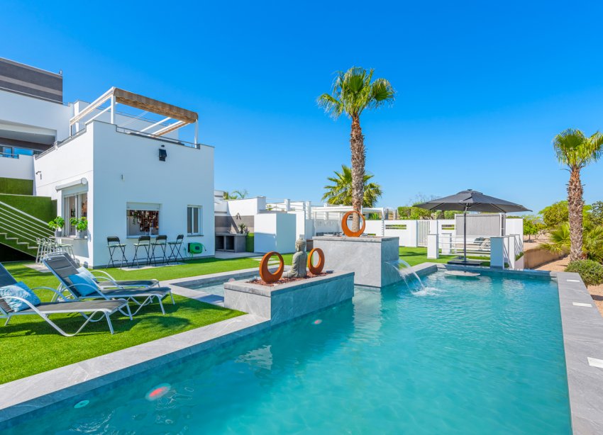 Resale - Villa - Torremendo