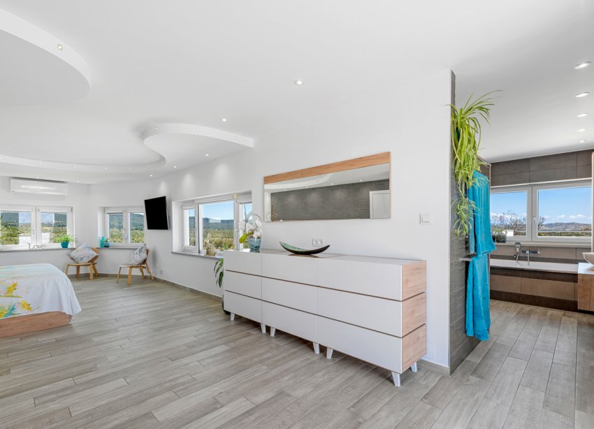 Resale - Villa - Torremendo