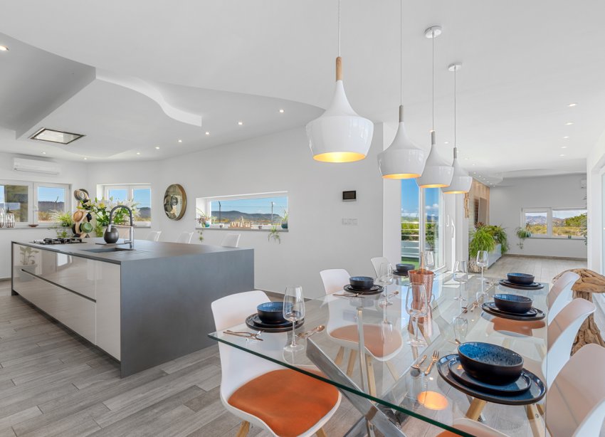 Resale - Villa - Torremendo