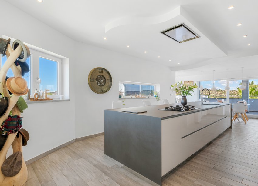 Resale - Villa - Torremendo