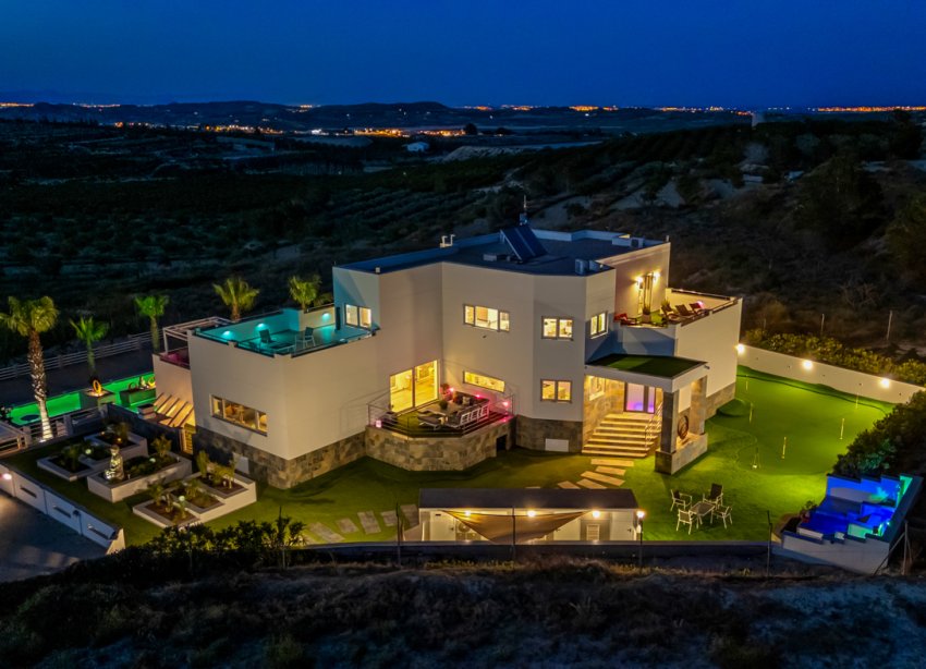 Resale - Villa - Torremendo