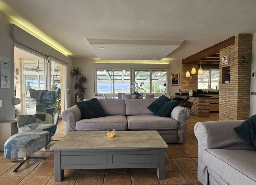 Resale - Villa - Torremendo