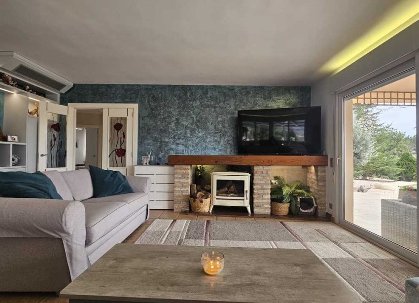 Resale - Villa - Torremendo