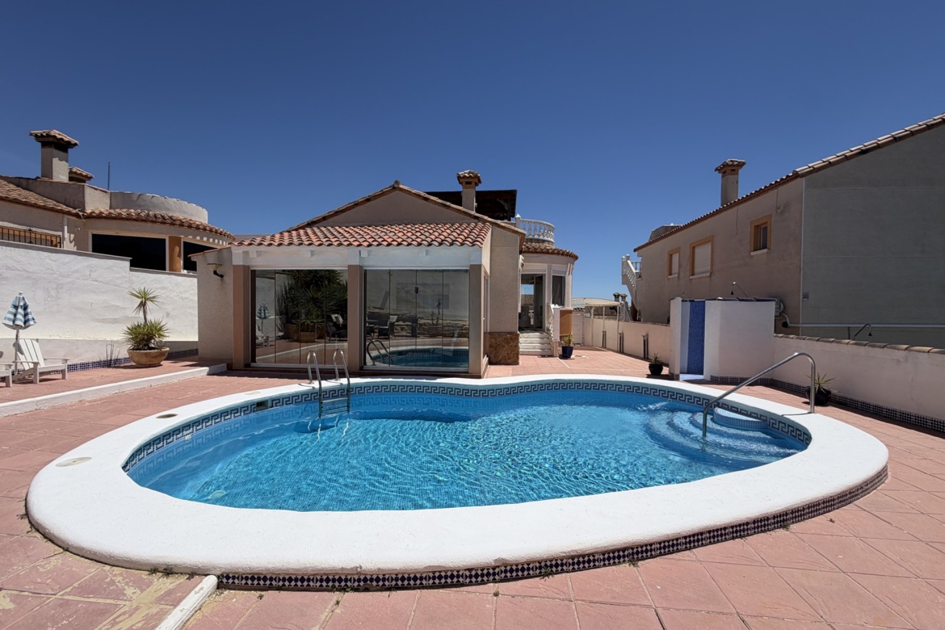 Resale - Villa - Torremendo
