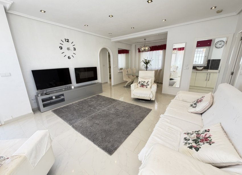 Resale - Villa - Torremendo