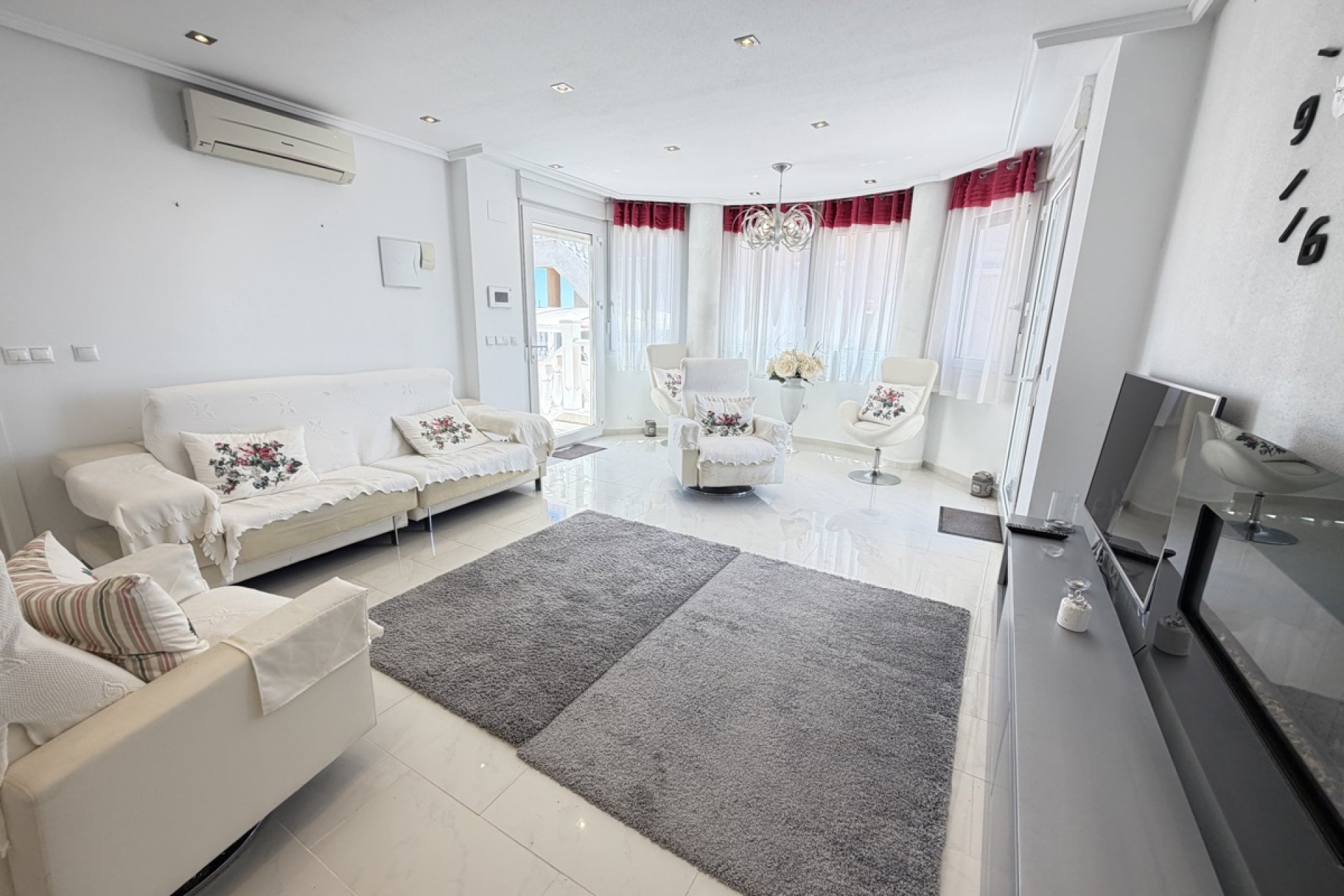Resale - Villa - Torremendo