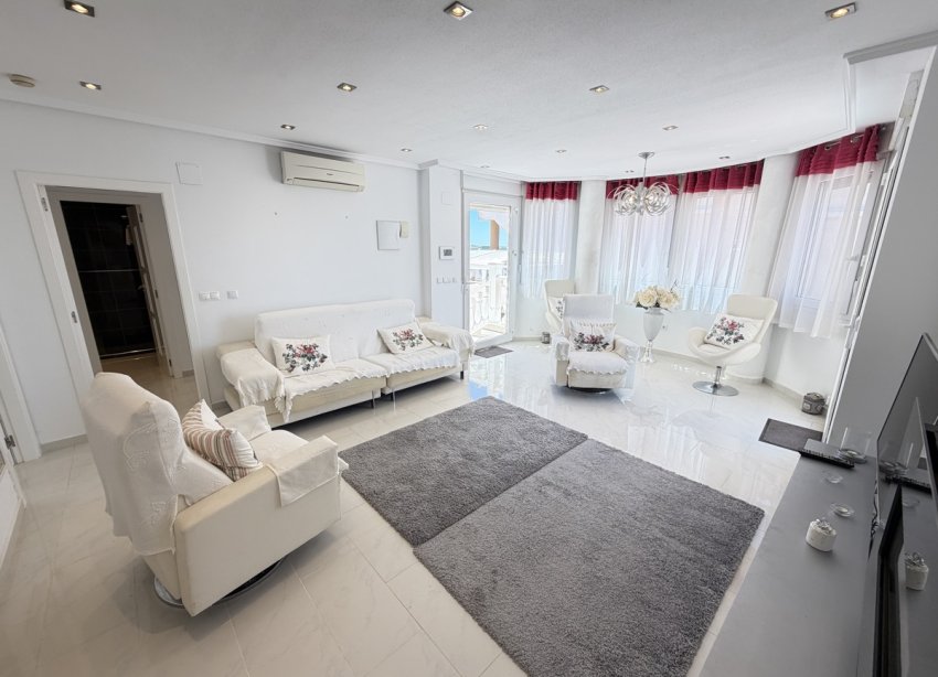 Resale - Villa - Torremendo
