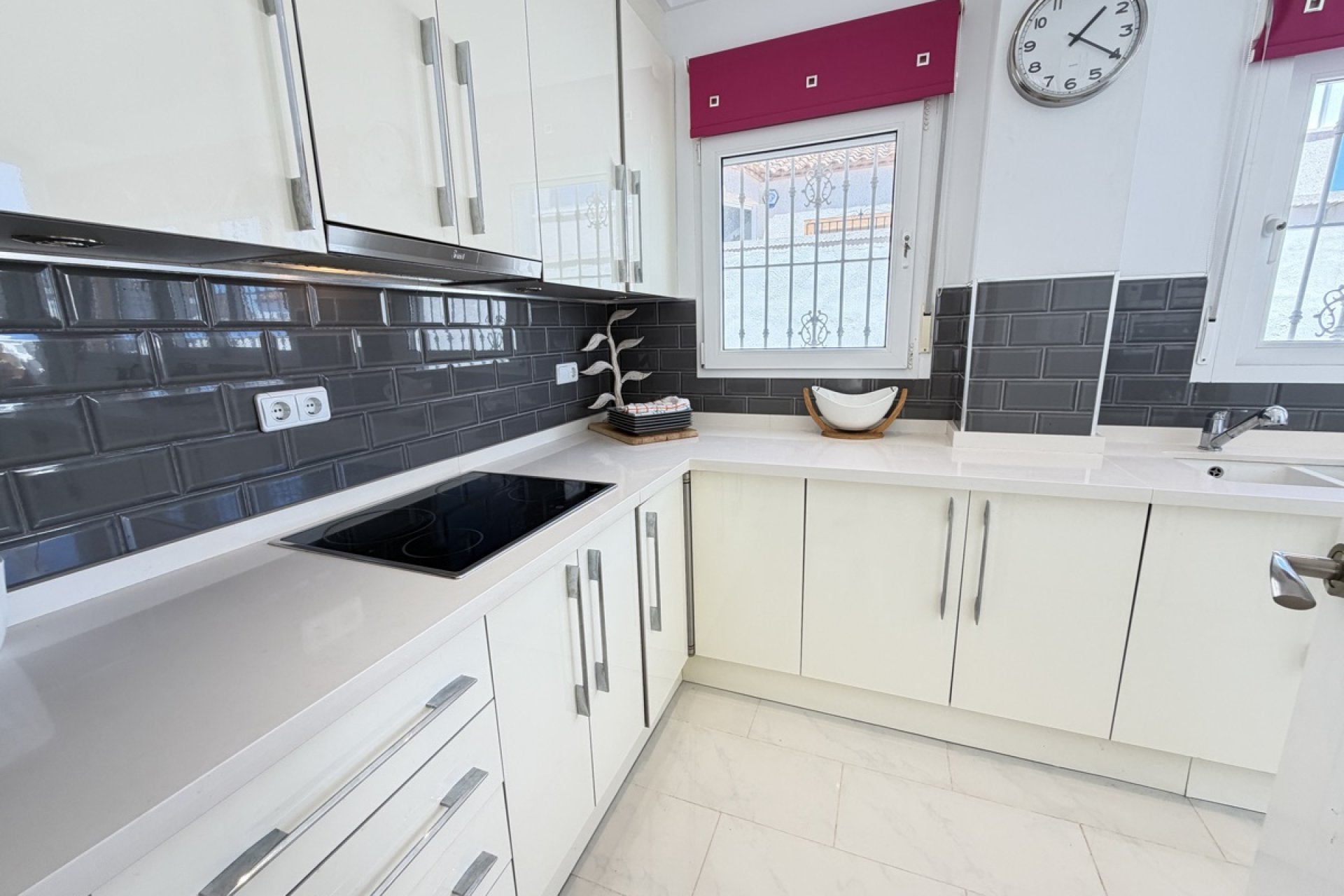 Resale - Villa - Torremendo