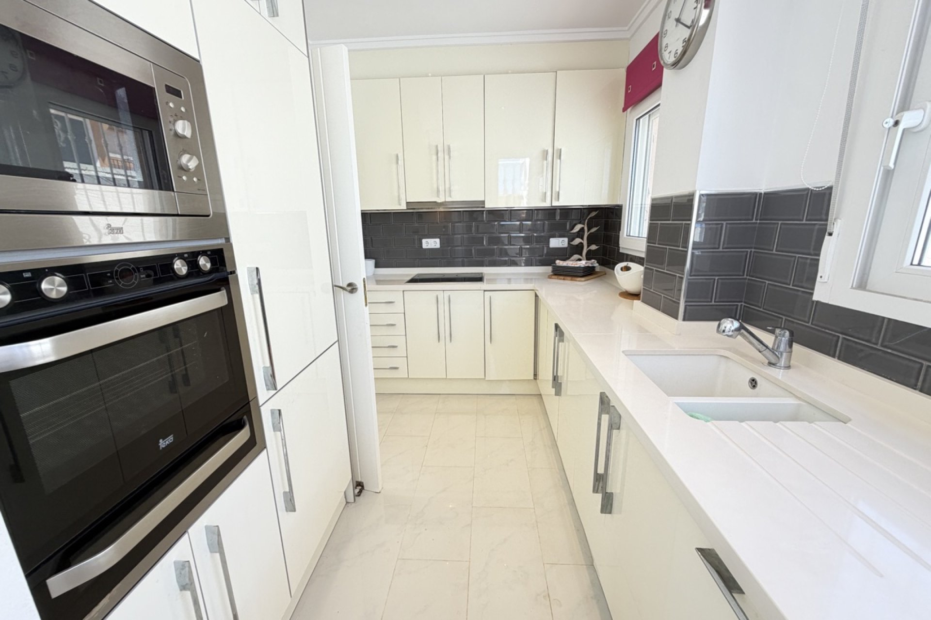 Resale - Villa - Torremendo