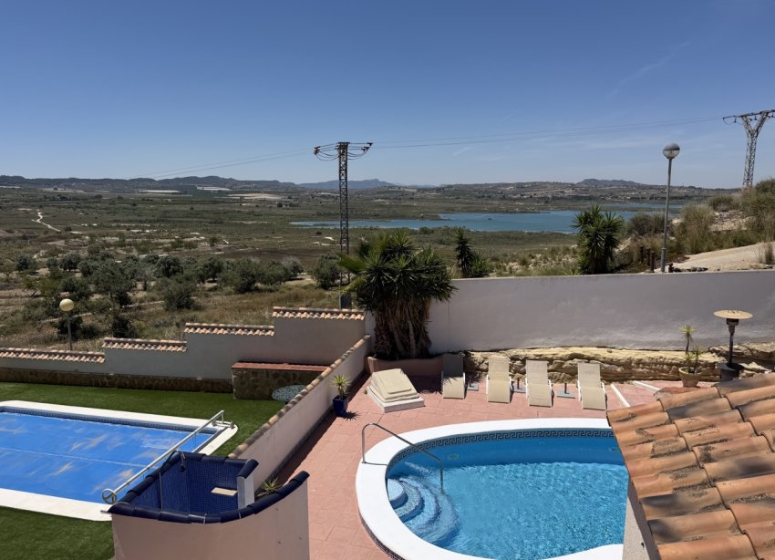 Resale - Villa - Torremendo