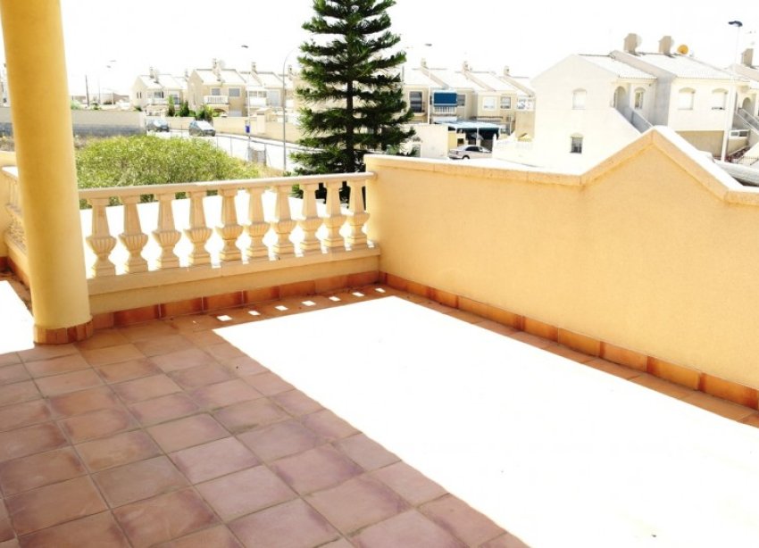 Resale - Villa - Torrevieja - Aguas Nuevas