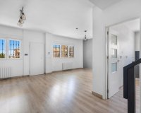 Resale - Villa - Torrevieja - Aguas Nuevas