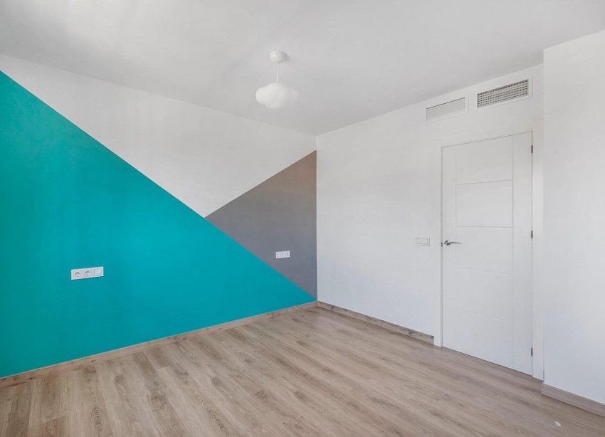 Resale - Villa - Torrevieja - Aguas Nuevas