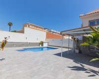 Resale - Villa - Torrevieja - Aguas Nuevas