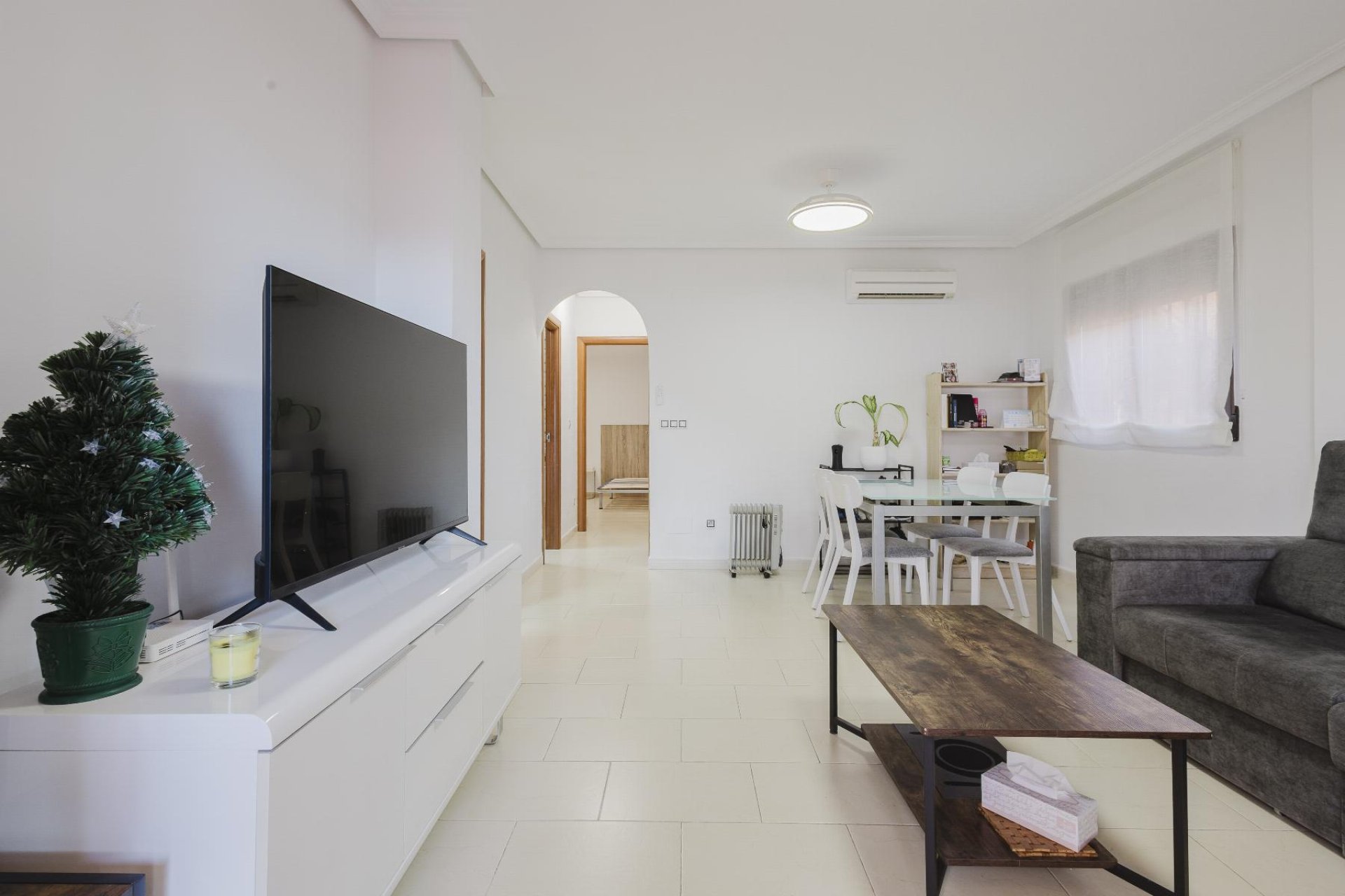 Resale - Villa - Torrevieja - Aguas Nuevas