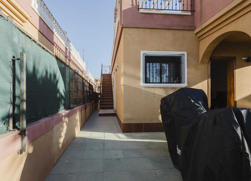 Resale - Villa - Torrevieja - Aguas Nuevas