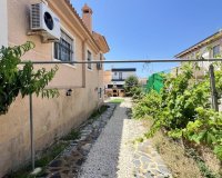 Resale - Villa - Torrevieja - Aguas Nuevas