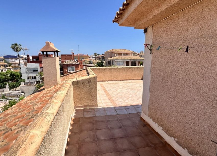 Resale - Villa - Torrevieja - Aguas Nuevas