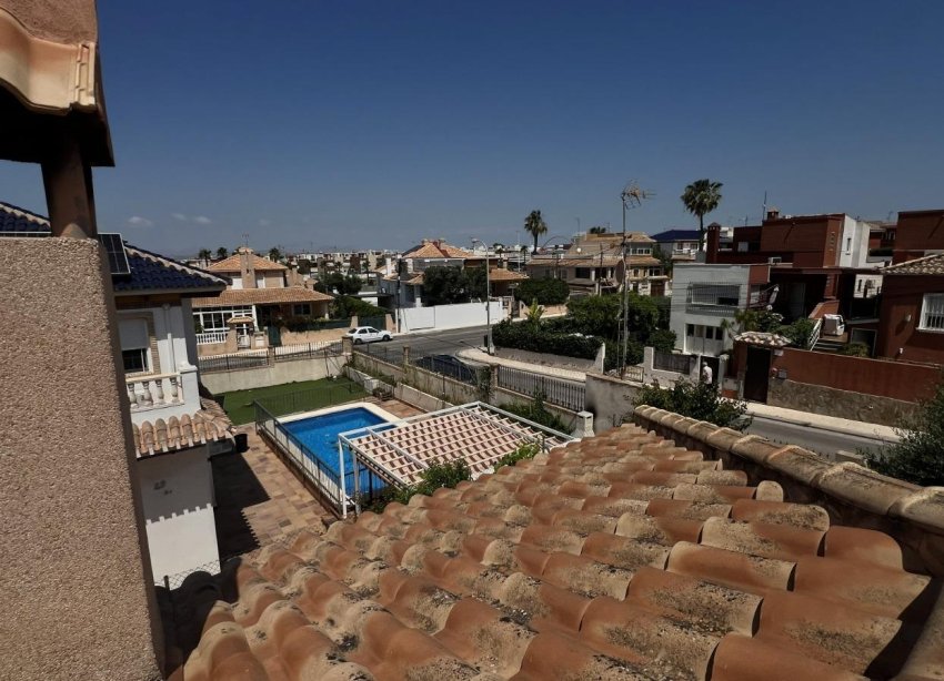 Resale - Villa - Torrevieja - Aguas Nuevas