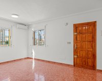 Resale - Villa - Torrevieja - Centro