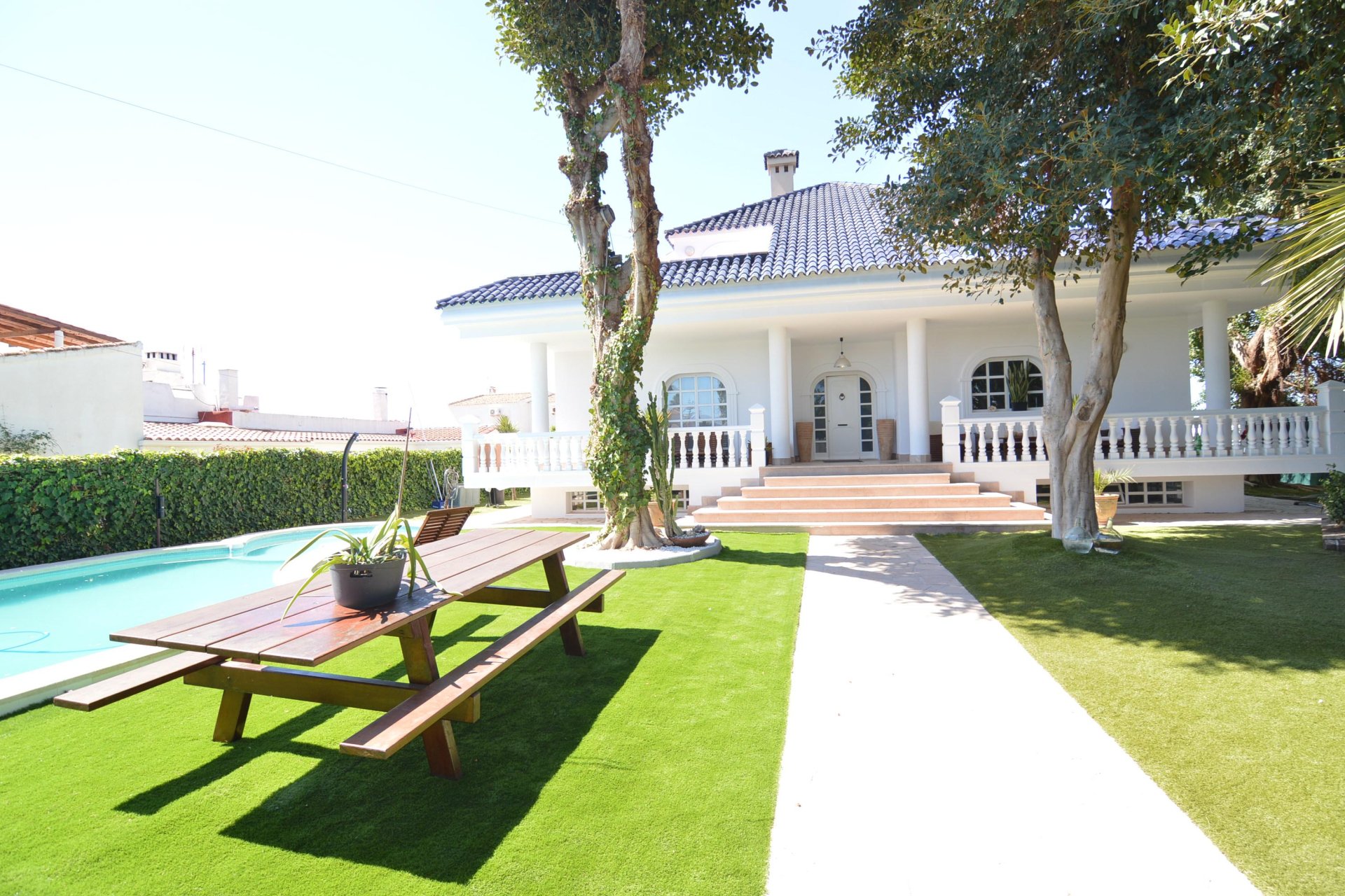 Resale - Villa - Torrevieja - Centro