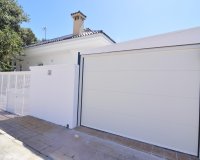 Resale - Villa - Torrevieja - Centro