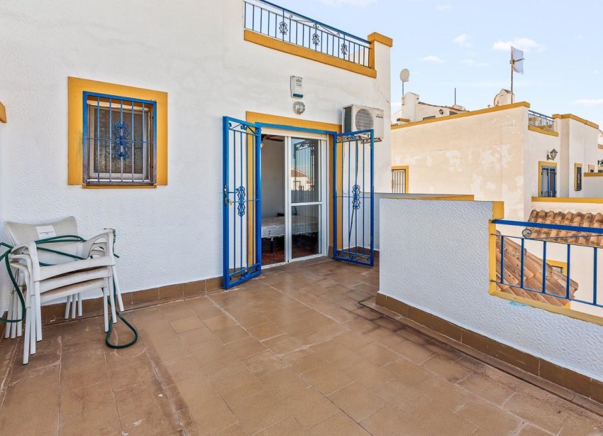 Resale - Villa - Torrevieja - Centro