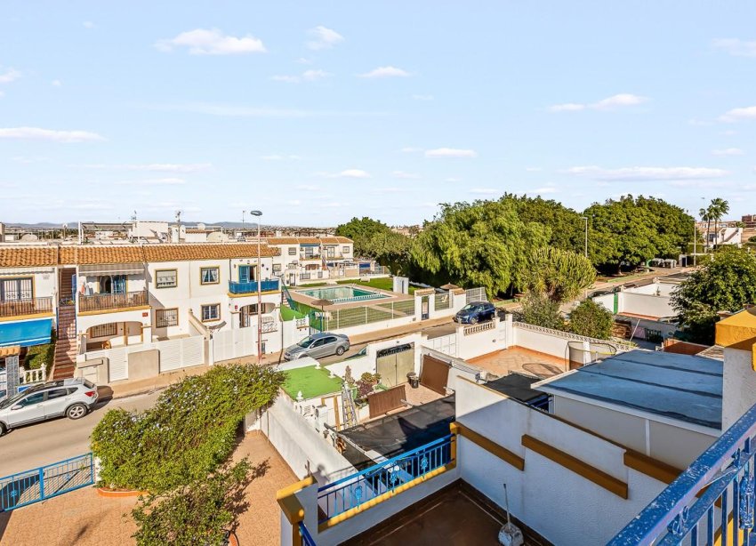 Resale - Villa - Torrevieja - Centro