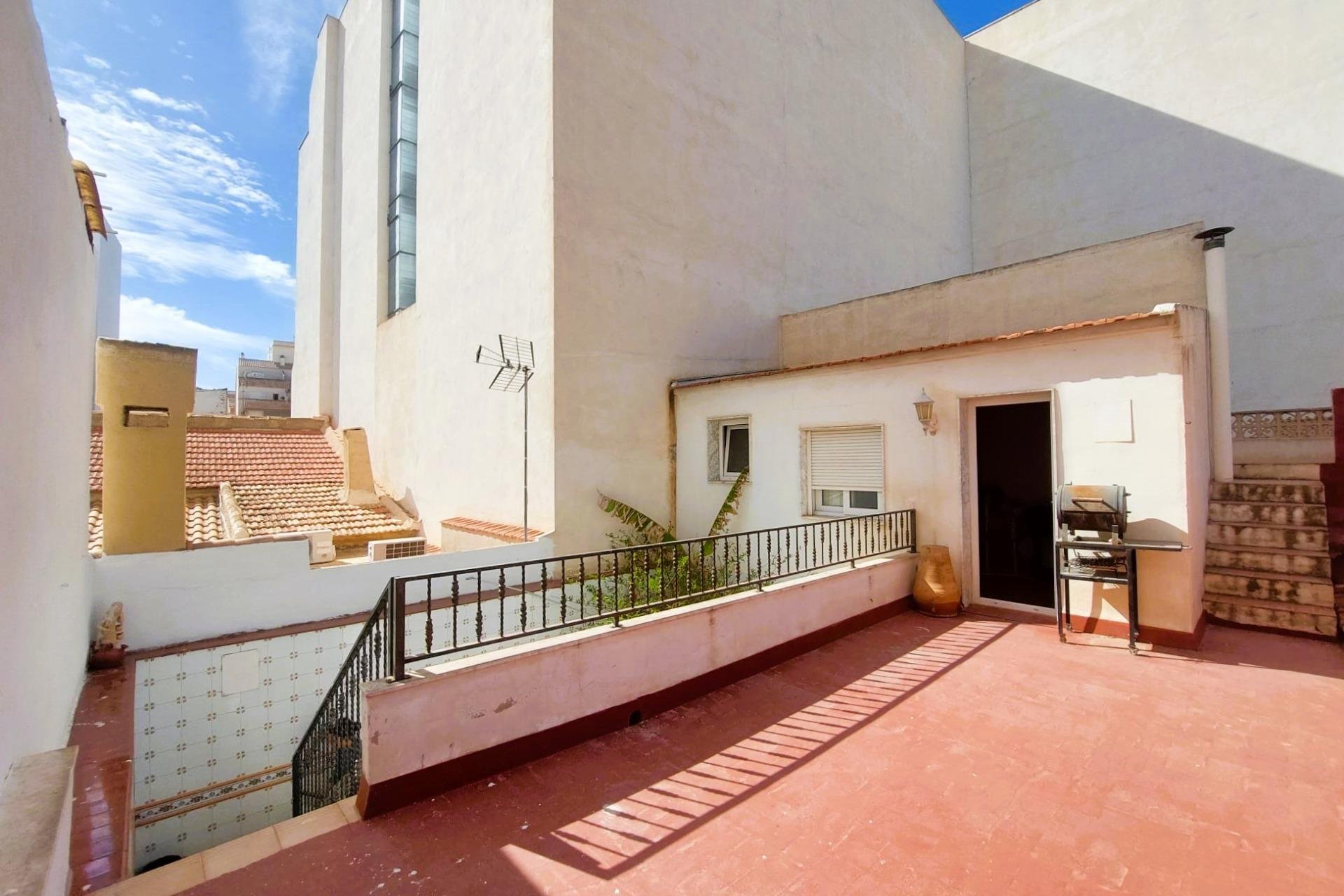 Resale - Villa - Torrevieja - Centro