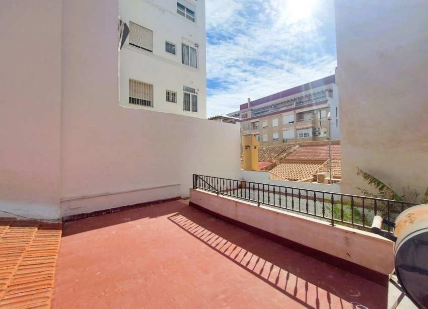 Resale - Villa - Torrevieja - Centro