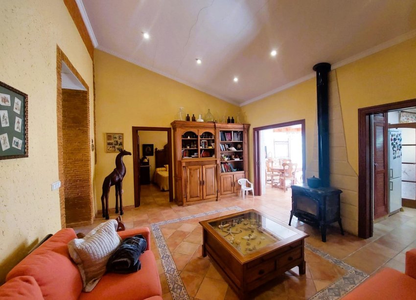 Resale - Villa - Torrevieja - Centro