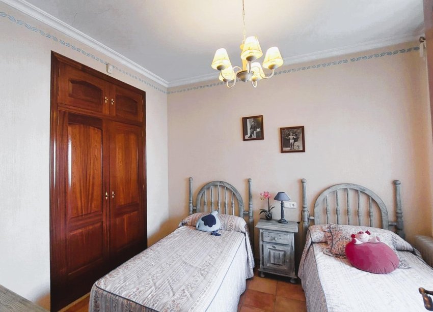 Resale - Villa - Torrevieja - Centro