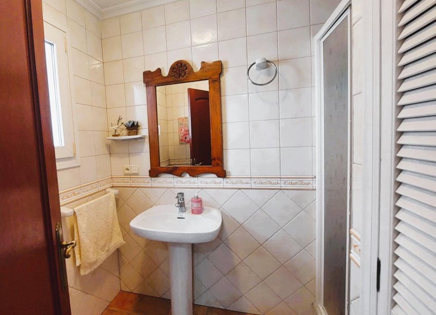 Resale - Villa - Torrevieja - Centro