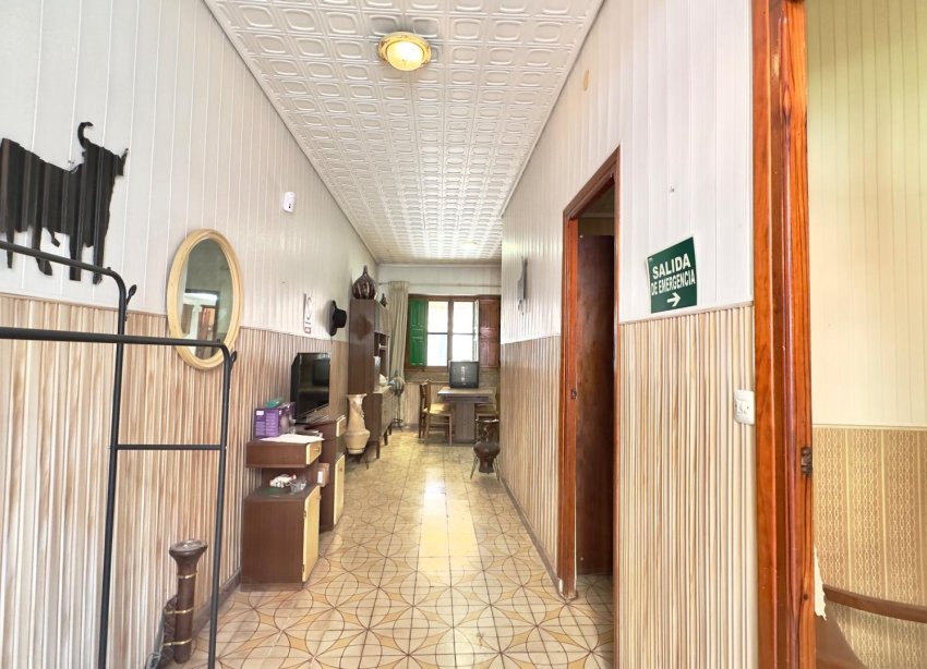 Resale - Villa - Torrevieja - Centro