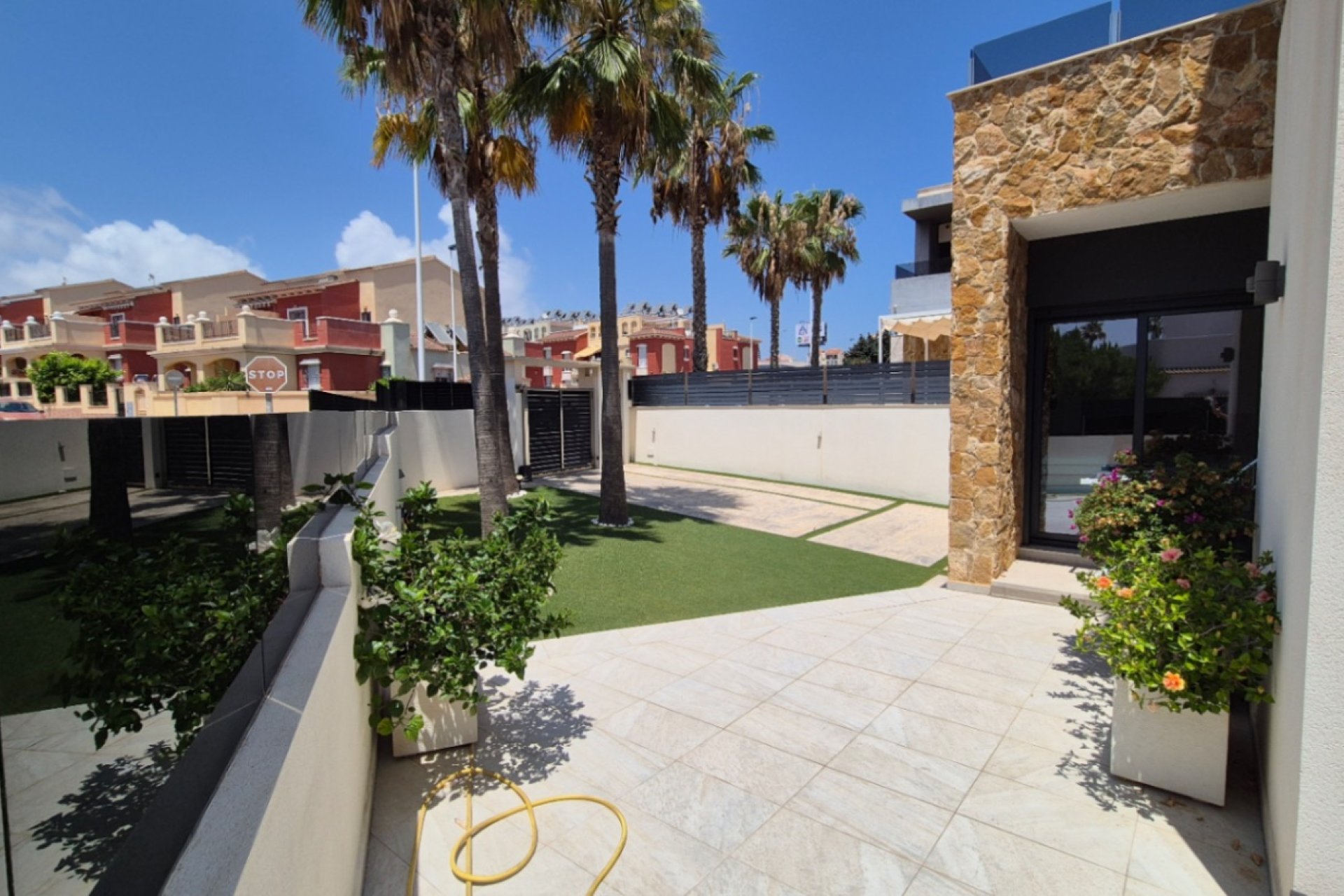 Resale - Villa - Torrevieja - Costa Blanca