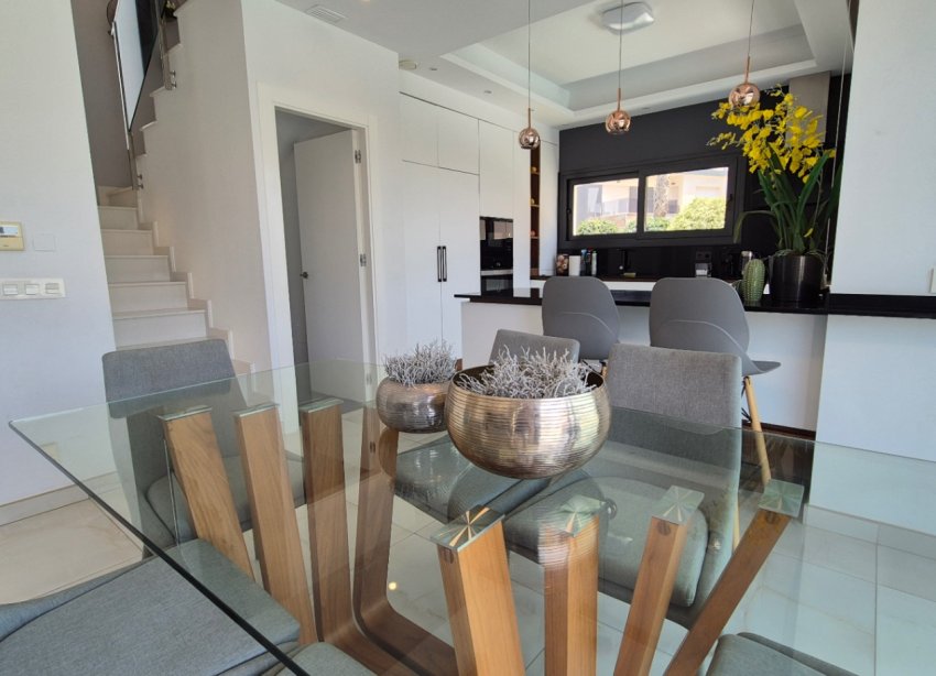 Resale - Villa - Torrevieja - Costa Blanca