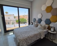 Resale - Villa - Torrevieja - Costa Blanca