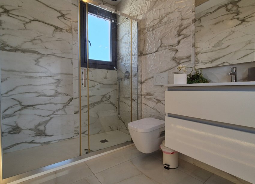 Resale - Villa - Torrevieja - Costa Blanca