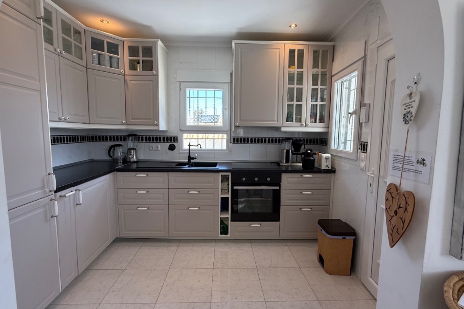 Resale - Villa - Torrevieja - Costa Blanca