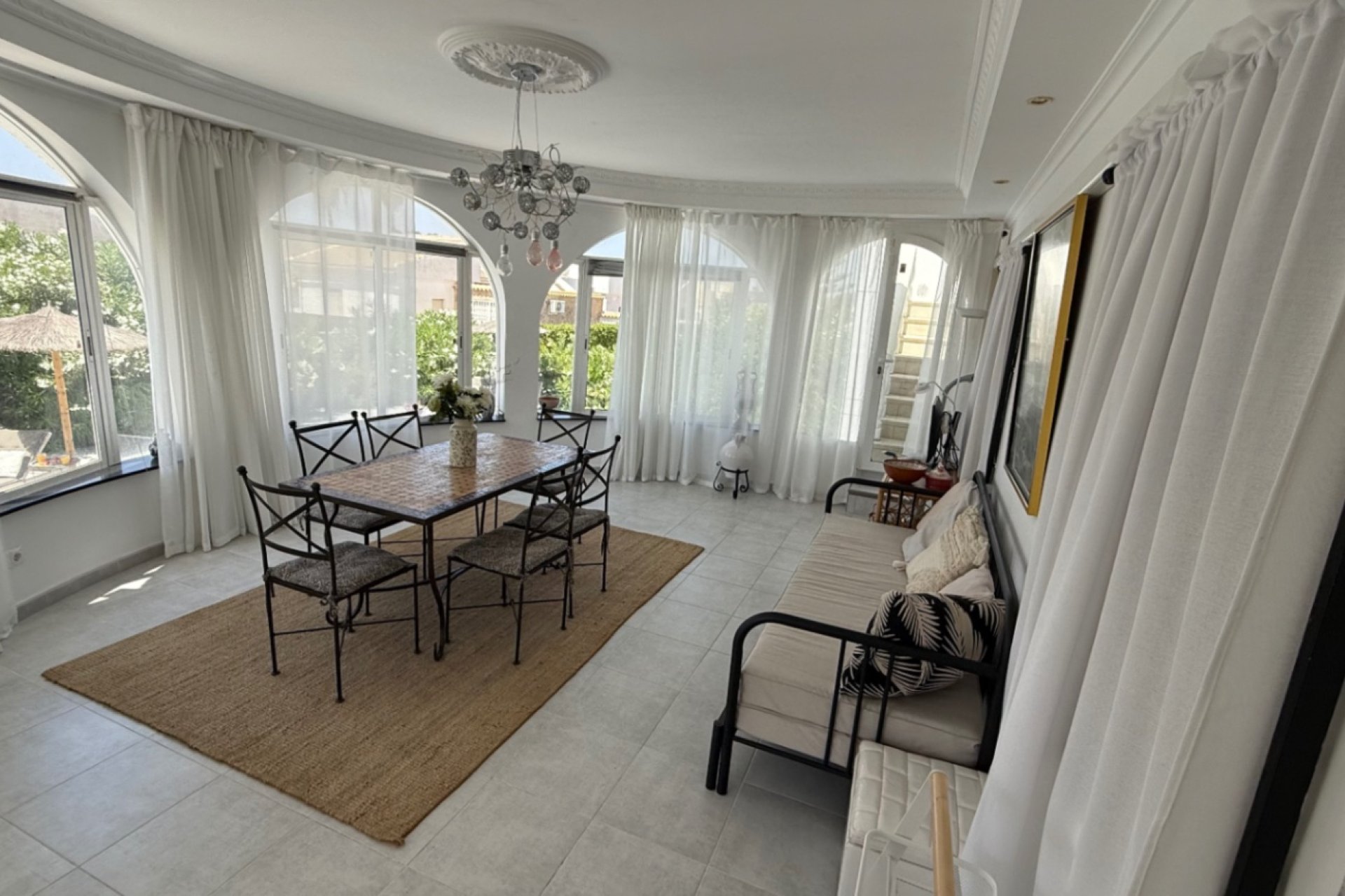 Resale - Villa - Torrevieja - Costa Blanca