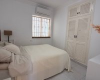 Resale - Villa - Torrevieja - Costa Blanca